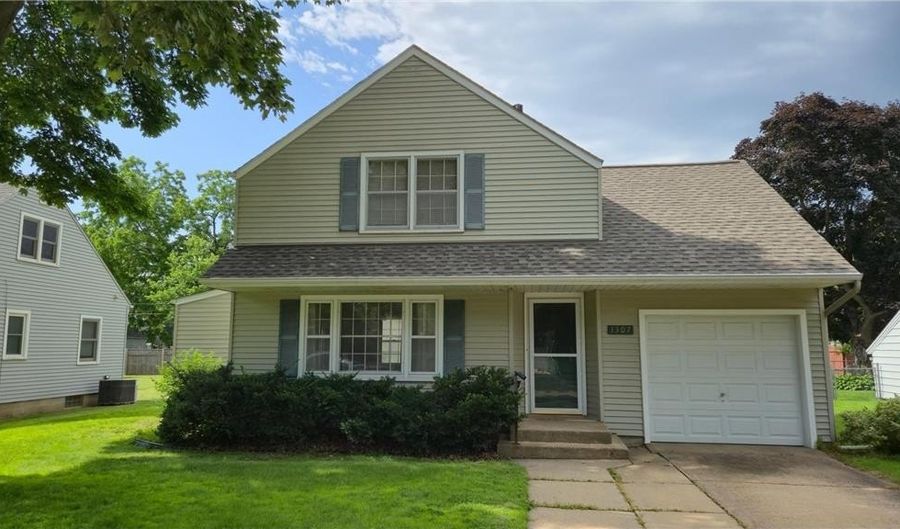 1307 3rd Ave SW, Austin, MN 55912 - 3 Beds, 1 Bath