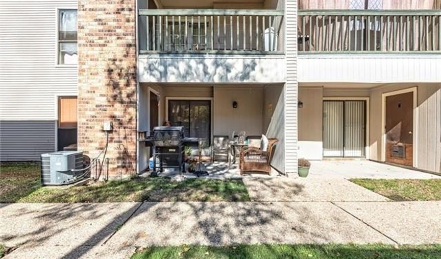 1826 S BRIGHTSIDE VIEW Dr E, Baton Rouge, LA 70820 - 2 Beds, 2 Bath