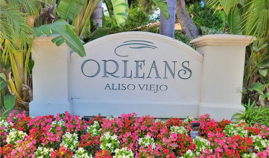 33 Sobrante, Aliso Viejo, CA 92656 - 2 Beds, 3 Bath