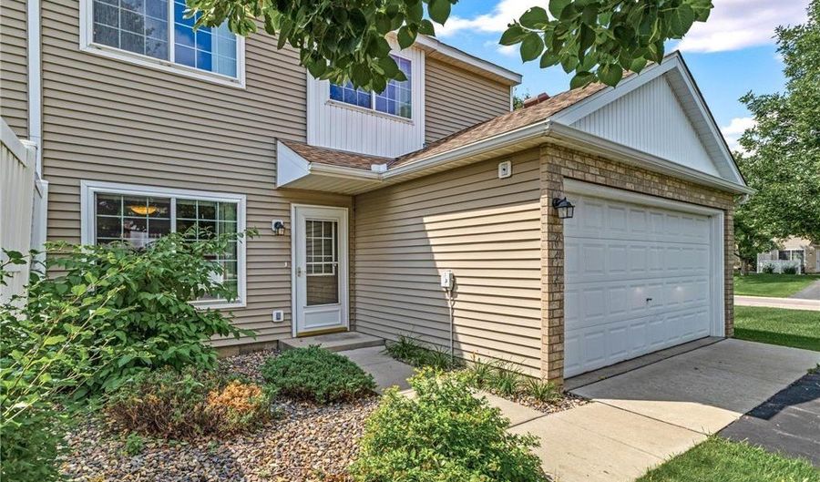 6414 158th St W 201, Apple Valley, MN 55124 - 2 Beds, 2 Bath