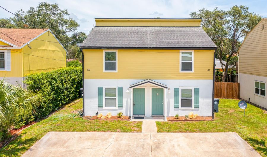 67 W 8TH St, Atlantic Beach, FL 32233 - 4 Beds, 3 Bath