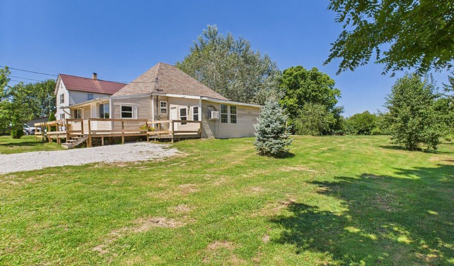 1310 W 1st St, Alexandria, IN 46001 - 3 Beds, 2 Bath