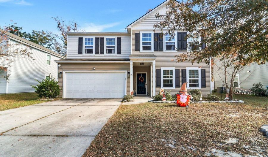 15 Tugaloo Dr, Beaufort, SC 29906 - 4 Beds, 3 Bath