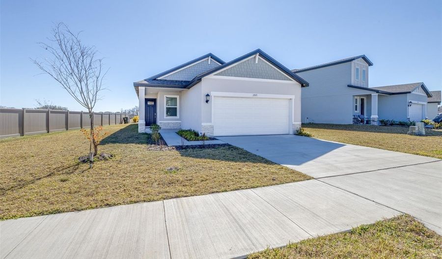 2707 VIRGINIA PINE Dr, Bartow, FL 33830 - 4 Beds, 2 Bath