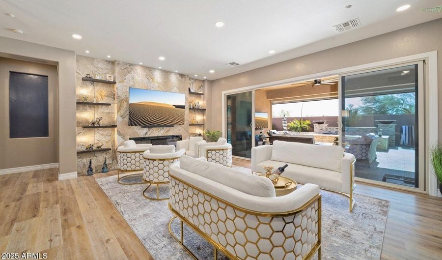 40722 N HARBOUR TOWN Ct, Anthem, AZ 85086 - 4 Beds, 3 Bath