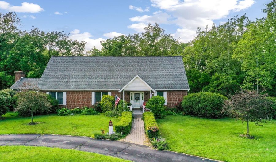 445 Cedar Hill Rd SW, Amanda, OH 43102 - 5 Beds, 3 Bath