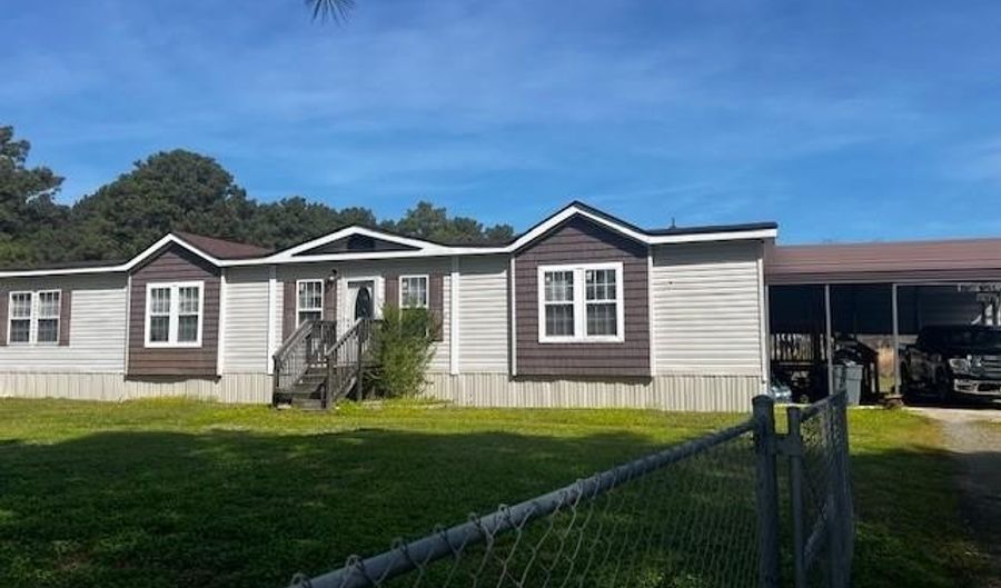 220 Holli Rd, Benton, LA 71006 - 4 Beds, 3 Bath