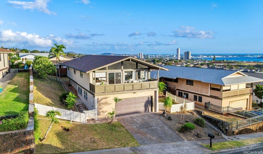 98-1743 Ulu St, Aiea, HI 96701 - 4 Beds, 3 Bath