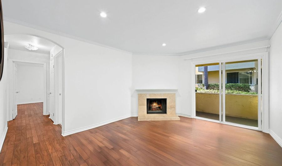 9939 Erma Rd 101, San Diego, CA 92131 - 2 Beds, 2 Bath