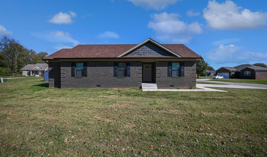 2350 Woodlawn Rd, Bardstown, KY 40004 - 3 Beds, 2 Bath