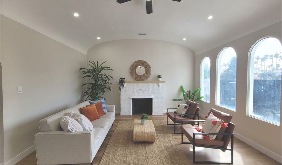 5414 Hillcrest, Los Angeles, CA 90043 - 3 Beds, 2 Bath