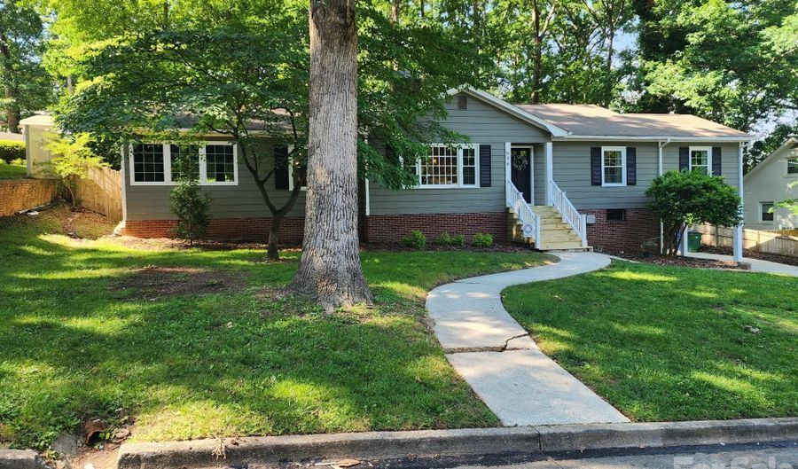 616 E Oakwood Ave, Albemarle, NC 28001 - 3 Beds, 2 Bath