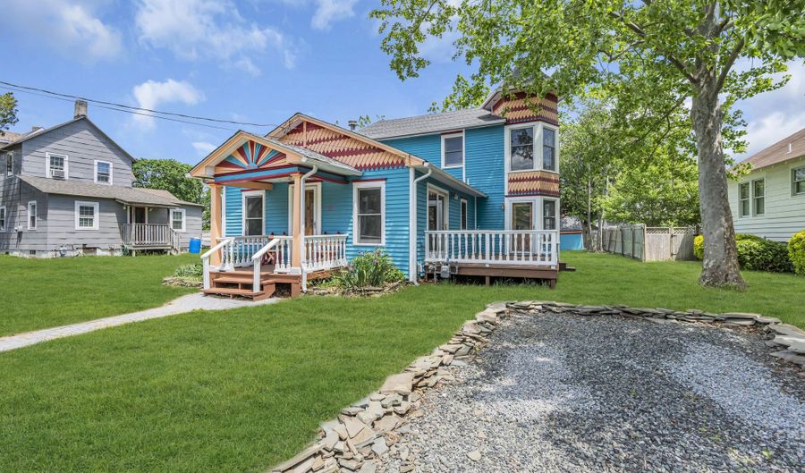 19 Center St, Barnegat, NJ 08005 - 4 Beds, 3 Bath