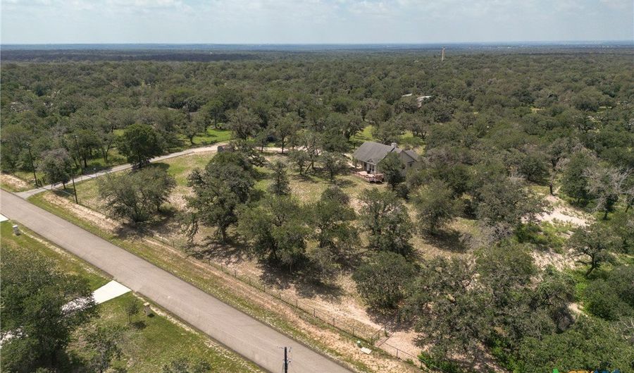 1262 Morning Glory Ln, Adkins, TX 78101 - 4 Beds, 3 Bath