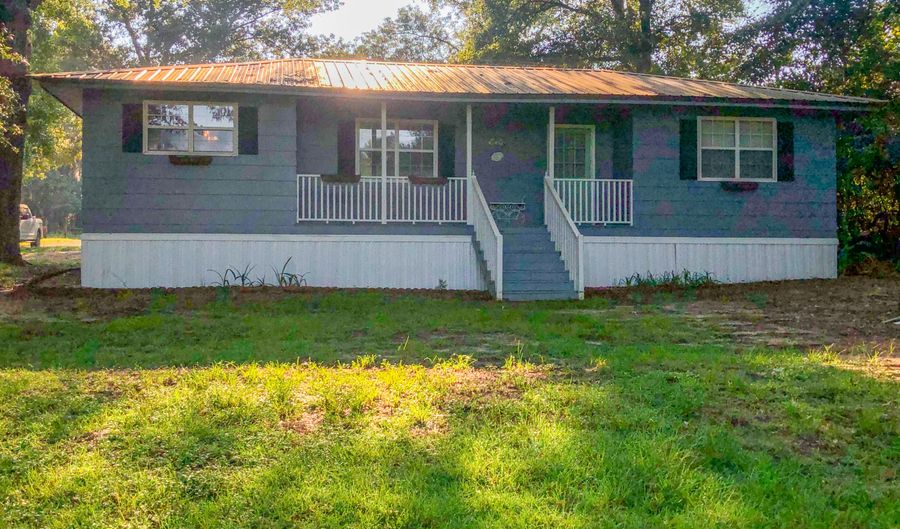 1210 Watson Carroll Dr, Bonifay, FL 32425 - 3 Beds, 2 Bath