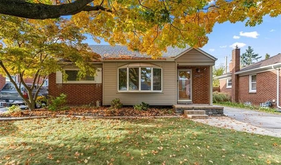 15037 Belmont Ave, Allen Park, MI 48101 - 3 Beds, 2 Bath