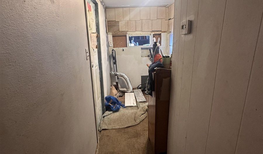 12508 W 20TH St, Airway Heights, WA 99001 - 3 Beds, 1 Bath