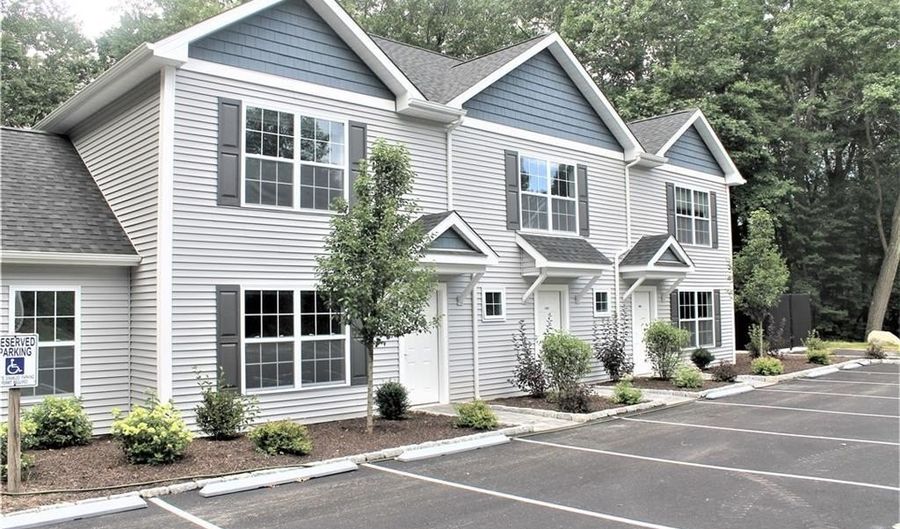 9 Goodhill Rd 103, Bethel, CT 06801 - 2 Beds, 2 Bath