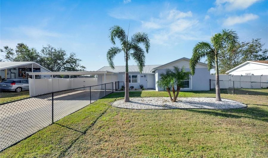 412 FLAMINGO Dr, Apollo Beach, FL 33572 - 3 Beds, 2 Bath