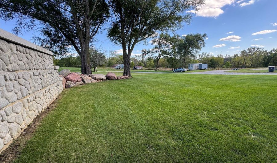 100 8th St, Adair, IA 50002 - 5 Beds, 3 Bath