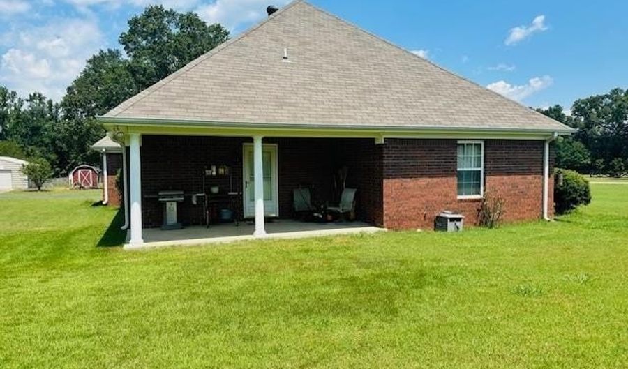570 Saddle Brook Rd, Austin, AR 72007 - 3 Beds, 2 Bath