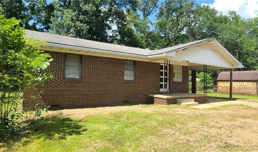 415 Banyan St E, Bay Minette, AL 36507 - 3 Beds, 1 Bath