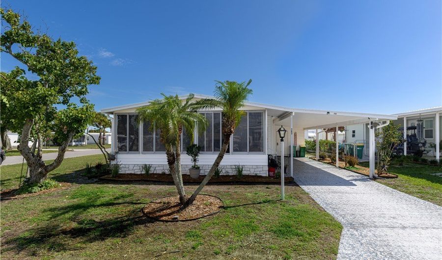 782 Lark Dr, Barefoot Bay, FL 32976 - 2 Beds, 2 Bath