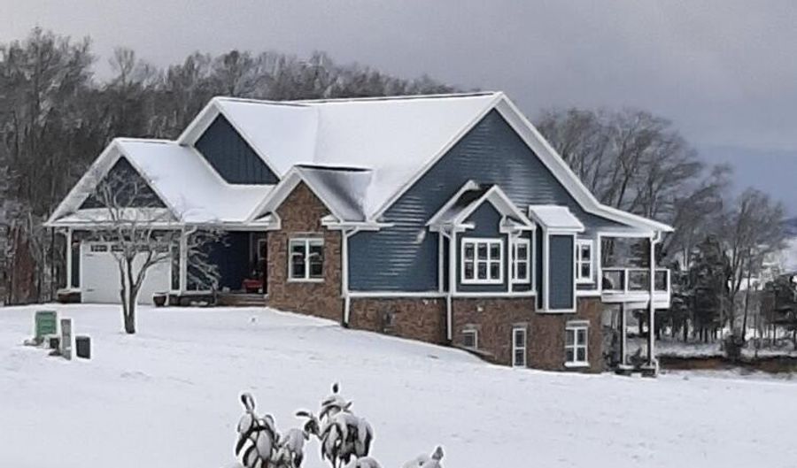 3523 Nina Ferry Pointe Way, Baneberry, TN 37890 - 3 Beds, 3 Bath