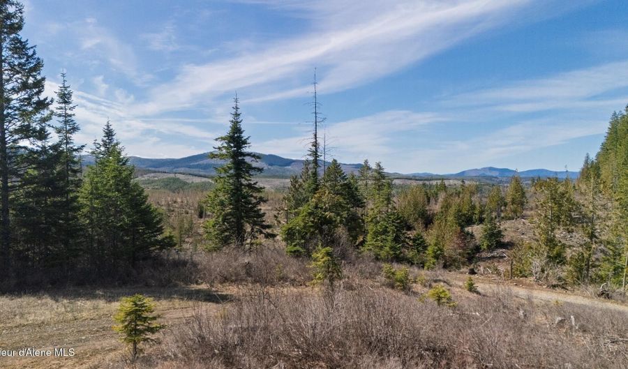 5500 Gold Ridge Rd, Calder, ID 83808 - 2 Beds, 1 Bath