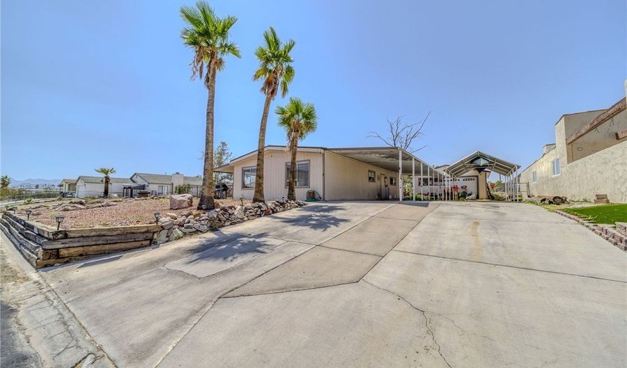 932 Riverfront Dr, Bullhead City, AZ 86442 - 2 Beds, 2 Bath