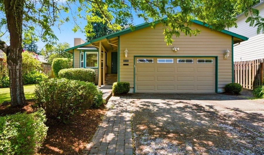15027 SW BARCELONA Way, Beaverton, OR 97007 - 3 Beds, 2 Bath