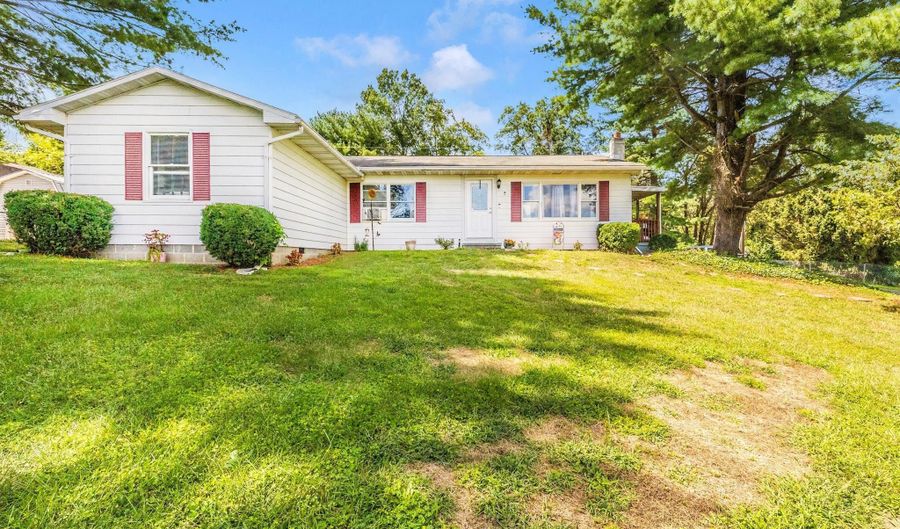 7612 MCCLELLAN Ave, Boonsboro, MD 21713 - 4 Beds, 2 Bath