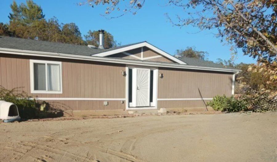 38600 Tamscot Dr, Anza, CA 92539 - 3 Beds, 2 Bath