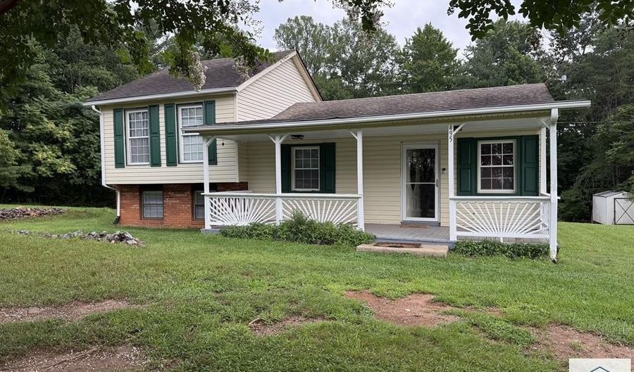 495 Irvin Seay Rd, Bassett, VA 24055 - 3 Beds, 2 Bath