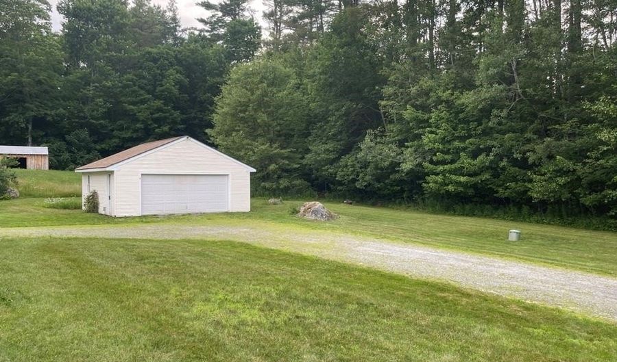 9 Crate Ln, Canaan, NH 03741 - 4 Beds, 4 Bath
