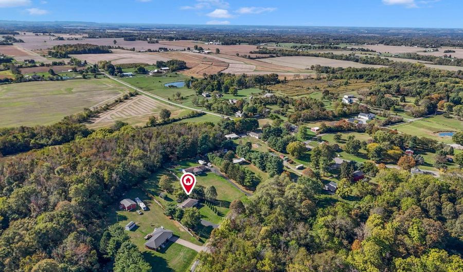 10889 Ridge Rd SW, Amanda, OH 43102 - 4 Beds, 2 Bath