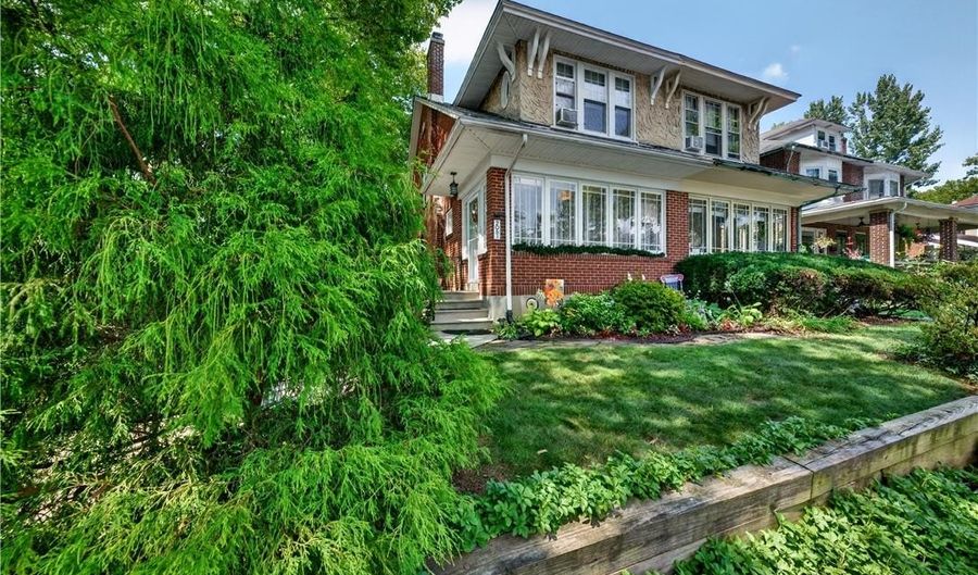 2051 W Livingston St, Allentown, PA 18104 - 3 Beds, 2 Bath