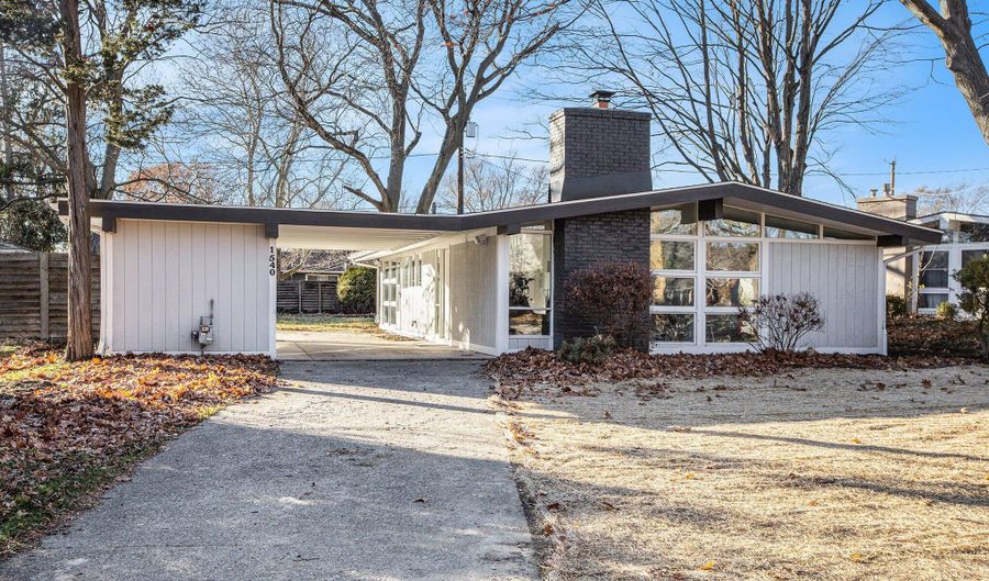 1540 Westfield Ave, Ann Arbor, MI 48103 - 3 Beds, 2 Bath