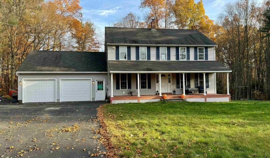 45 Peach Tree Rd, Auburn, NH 03032 - 3 Beds, 3 Bath