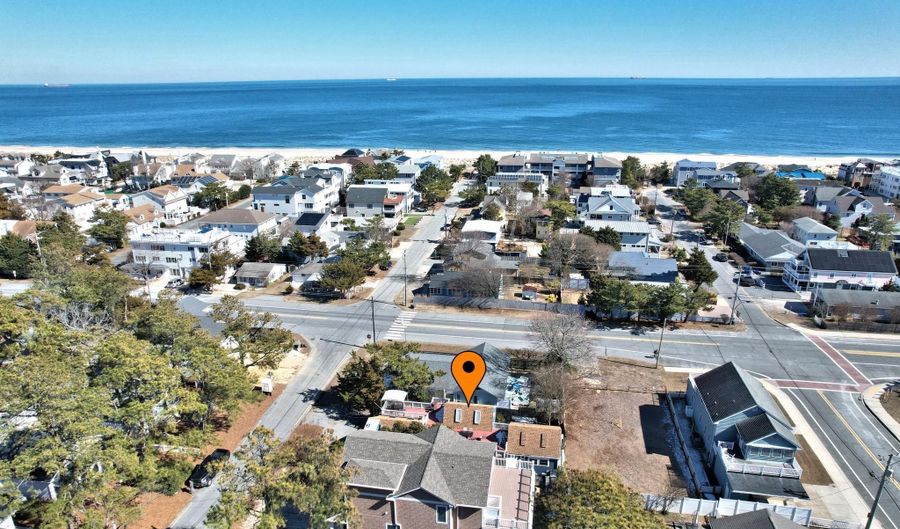 102 WEST St, Dewey Beach, DE 19971 - 6 Beds, 3 Bath