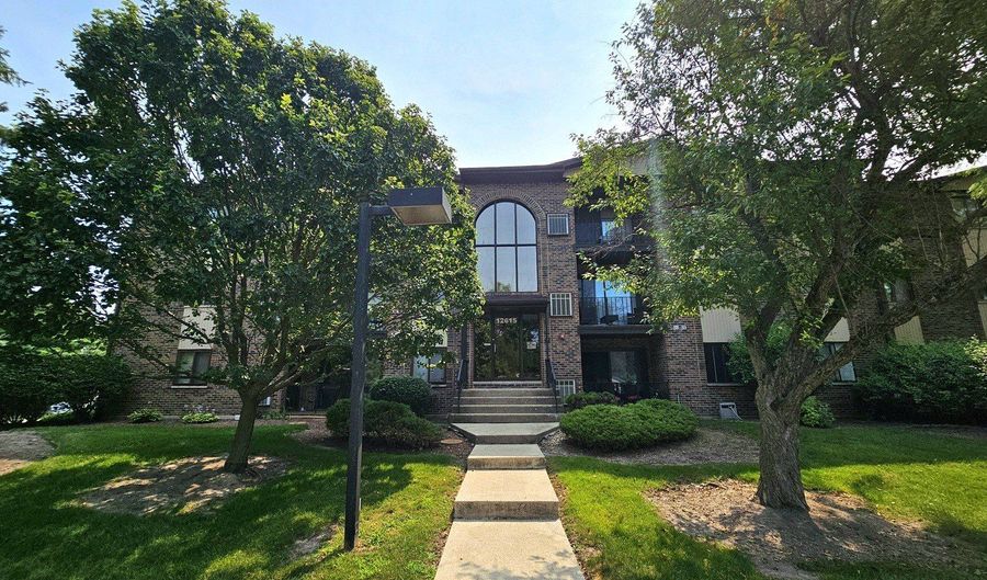 12615 S Central Ave 308, Alsip, IL 60803 - 2 Beds, 2 Bath