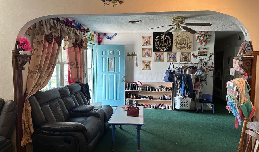 1607 EVERGREEN St, Amarillo, TX 79107 - 4 Beds, 2 Bath