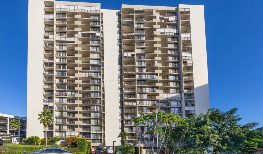 98-500 Koauka Loop 3L, Aiea, HI 96701 - 2 Beds, 1 Bath