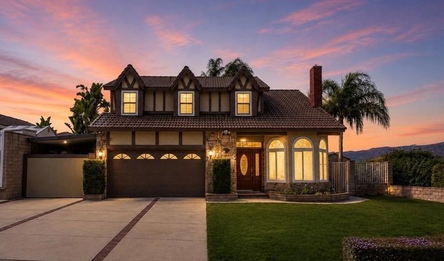 8505 E Meadowridge, Anaheim, CA 92808 - 3 Beds, 3 Bath