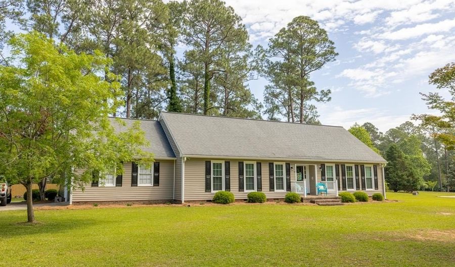 241 Ashley Rd, Americus, GA 31709 - 3 Beds, 2 Bath