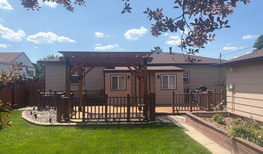 1223 Yellowstone Ave, Alliance, NE 69301 - 4 Beds, 2 Bath