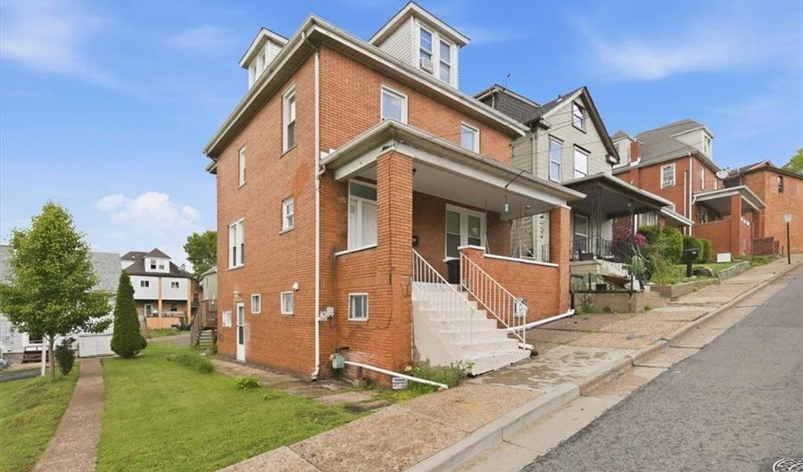 819 Kerr St, Ambridge, PA 15003 - 4 Beds, 0 Bath