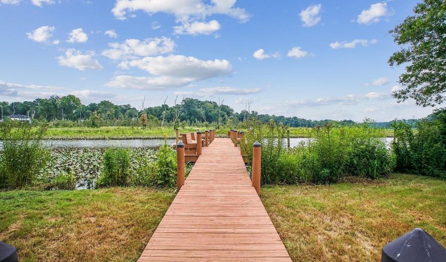 8352 ORANGE Ct, Alexandria, VA 22309 - 4 Beds, 4 Bath