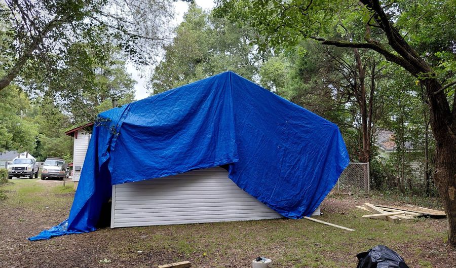 1322 Triple Hl, Macon, GA 31206 - 2 Beds, 1 Bath