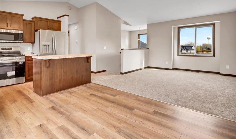 805 Prateria Ave, Avon, MN 56310 - 2 Beds, 1 Bath
